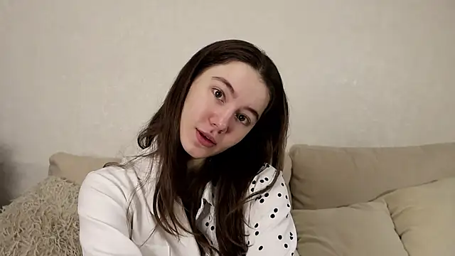 Petalwren online show from 14, 1, 2026