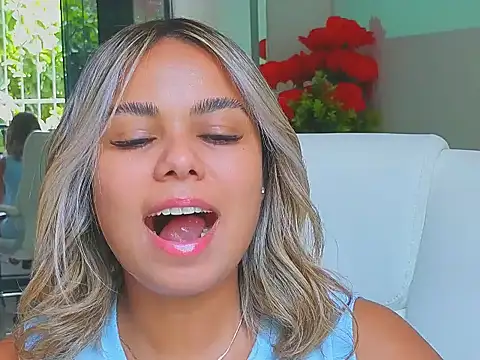 diosadeluniverso online show from 11, 4, 2026