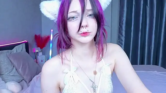 Snapshot of KittieHeart chatting on 25, 10, 2025 KittieHeart online show from 25, 10, 2025