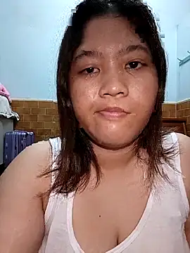 girliziee online show from 23, 4, 2026