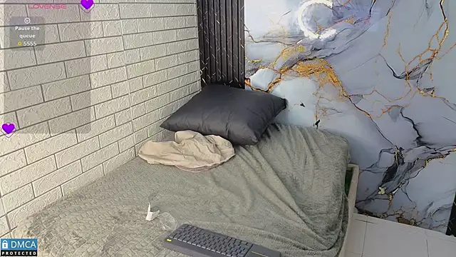 eva delight  online show from 24, 3, 2026