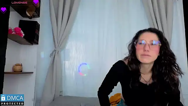 eva delight  online show from 25, 2, 2026