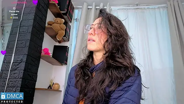 eva delight  online show from 11, 3, 2026