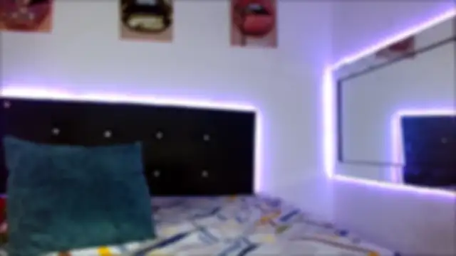 antonella pink2 online show from 10, 11, 2025