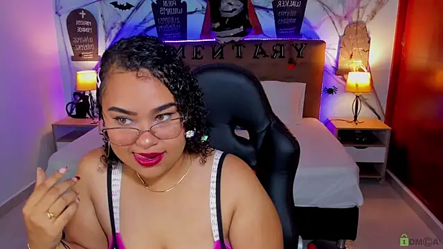 Prettyy zoe online show from 25, 10, 2025