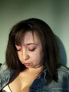 MaryKiki5619 online show from 4, 3, 2026