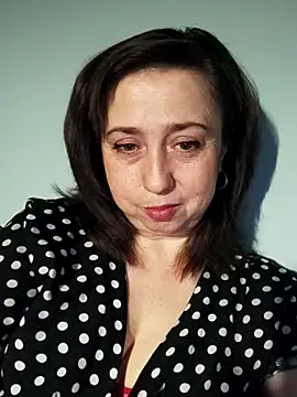 Snapshot of MaryKiki5619 chatting on 27, 6, 2026 MaryKiki5619 online show from 27, 6, 2026