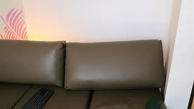 Isabelle Lane online show from 10, 4, 2026