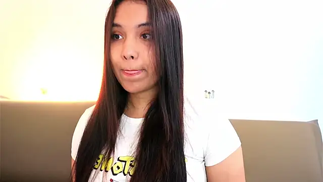 Isabelle Lane online show from 4, 4, 2026