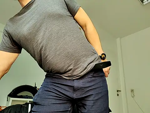 Snapshot of stripcumboy chatting on 24, 10, 2025 stripcumboy online show from 24, 10, 2025