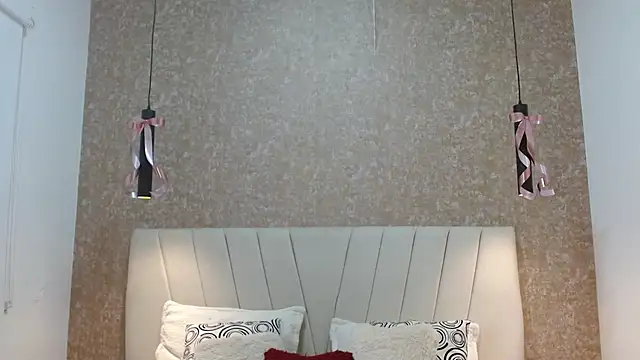 AliceSmity  online show from 13, 12, 2025