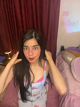 wetbyAlice online show from 8, 4, 2026