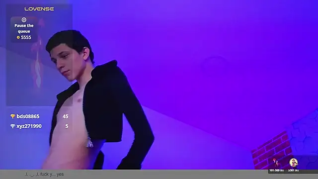 Snapshot of skylar__gray chatting on 25, 10, 2025 skylar  gray online show from 25, 10, 2025