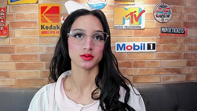 foxy sharlotte online show from 11, 3, 2026