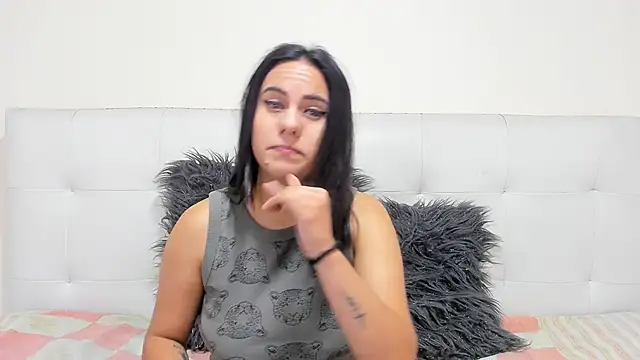 Snapshot of MissyJolie_ chatting on 25, 10, 2025 MissyJolie  online show from 25, 10, 2025