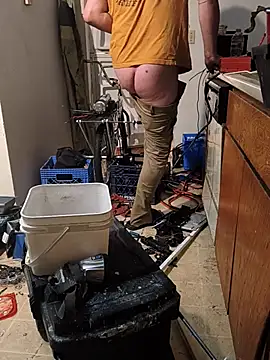 Fuckboyguyman online show from 6, 4, 2026