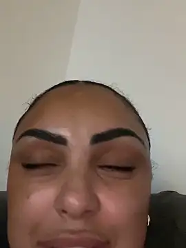 CaramelCarmenxox online show from 31, 10, 2025