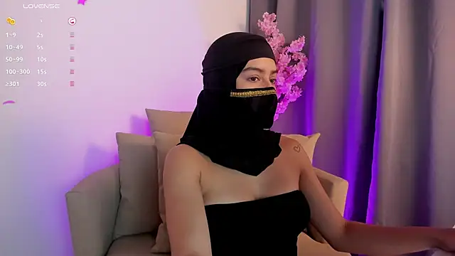 shaima   online show from 4, 4, 2026