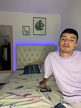 BIJOU SECRET online show from 8, 2, 2026