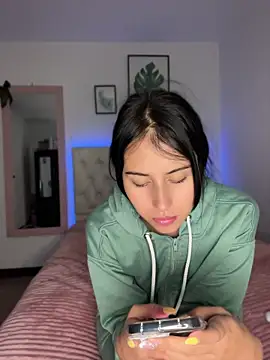 BIJOU SECRET online show from 18, 4, 2026