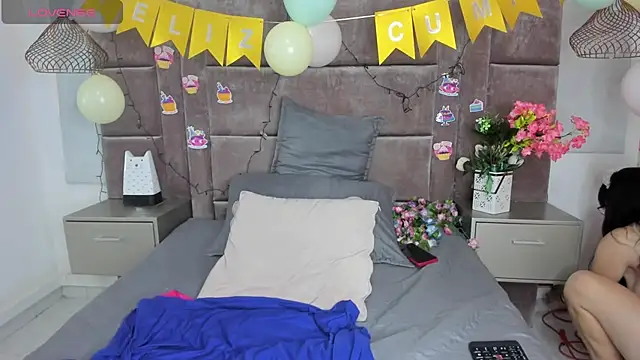 laliItaclark online show from 14, 4, 2026