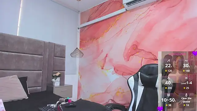 laliItaclark online show from 7, 4, 2026