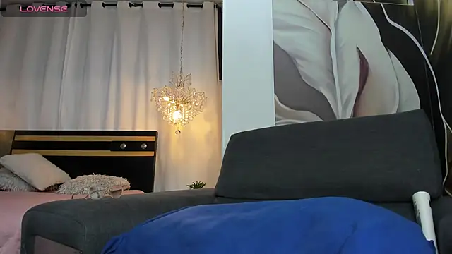 laliItaclark online show from 23, 11, 2025