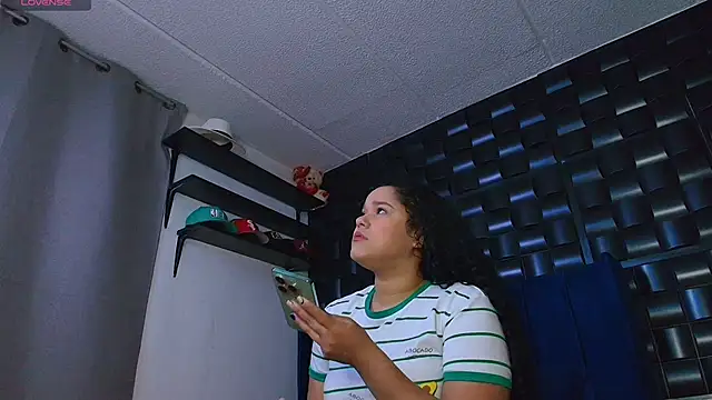 Kesha rosse  online show from 30, 10, 2025