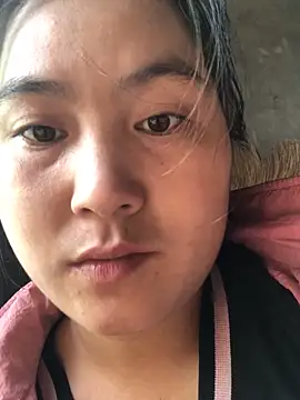 Snapshot of bong-ngo chatting on 27, 10, 2025 bong-ngo online show from 27, 10, 2025