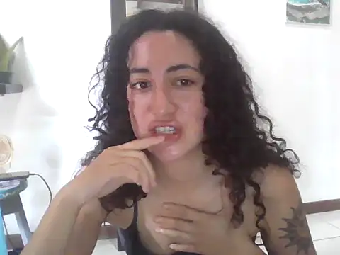 Snapshot of eleganceafterdark chatting on 26, 10, 2025 eleganceafterdark online show from 26, 10, 2025