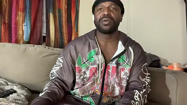 EggplantMonster4 online show from 12, 1, 2026