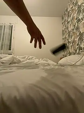 davi73d online show from 17, 2, 2026