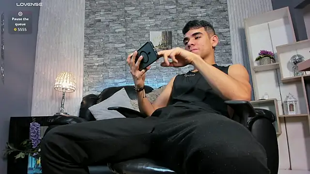 Snapshot of zack_joness18 chatting on 31, 5, 2026 zack joness18 online show from 31, 5, 2026