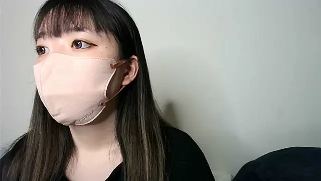 yua chan00 online show from 12, 2, 2026