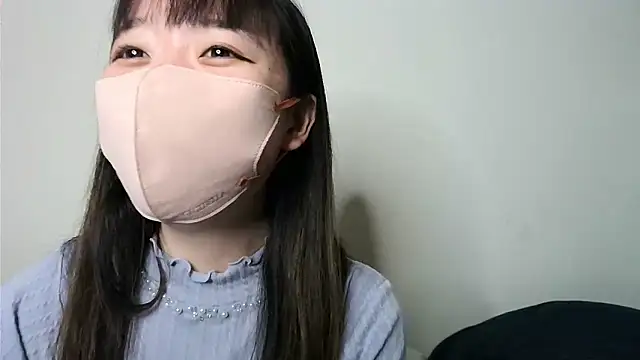 yua chan00 online show from 11, 2, 2026