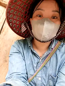 Phoena-a online show from 19, 4, 2026