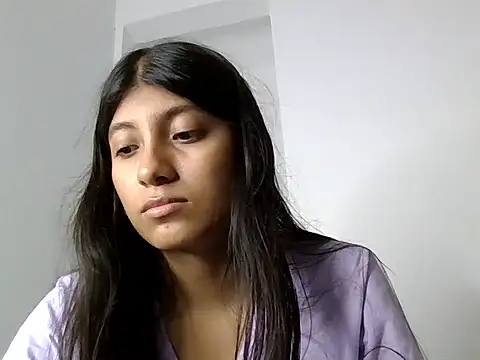 YeseniaRodriguez3 online show from 12, 2, 2026