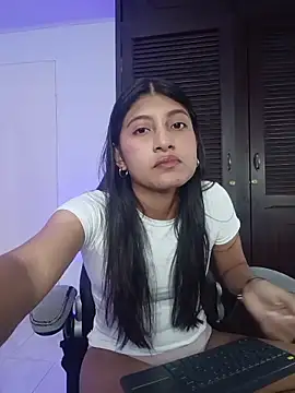 Snapshot of YeseniaRodriguez3 chatting on 29, 5, 2026 YeseniaRodriguez3 online show from 29, 5, 2026