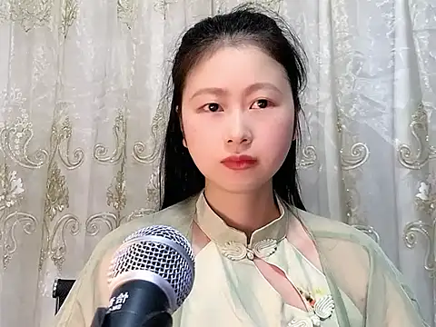 Snapshot of nuannuan35593 chatting on 28, 10, 2025 nuannuan35593 online show from 28, 10, 2025