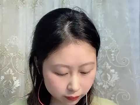 Snapshot of nuannuan35593 chatting on 26, 10, 2025 nuannuan35593 online show from 26, 10, 2025