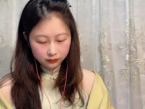 Snapshot of nuannuan35593 chatting on 25, 10, 2025 nuannuan35593 online show from 25, 10, 2025