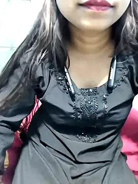 Snapshot of cute_mahi07 chatting on 26, 10, 2025 cute mahi07 online show from 26, 10, 2025