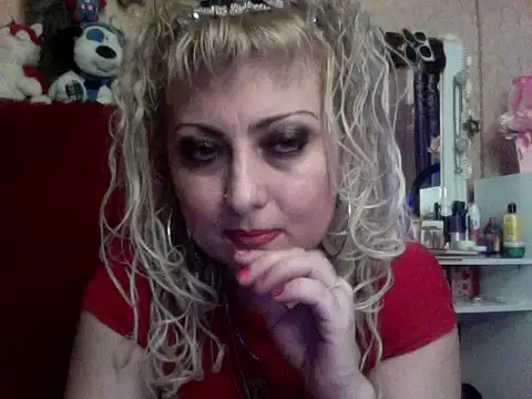 Snapshot of xHot_Amazonq chatting on 29, 10, 2025 xHot Amazonq online show from 29, 10, 2025