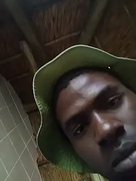 younggblackkCOCK19 online show from 4, 12, 2025