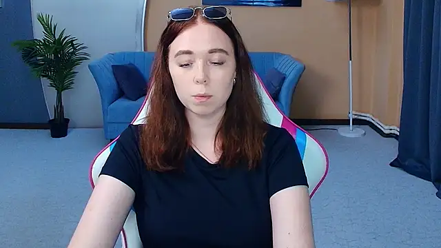Snapshot of AddieOsler chatting on 18, 5, 2026 AddieOsler online show from 18, 5, 2026