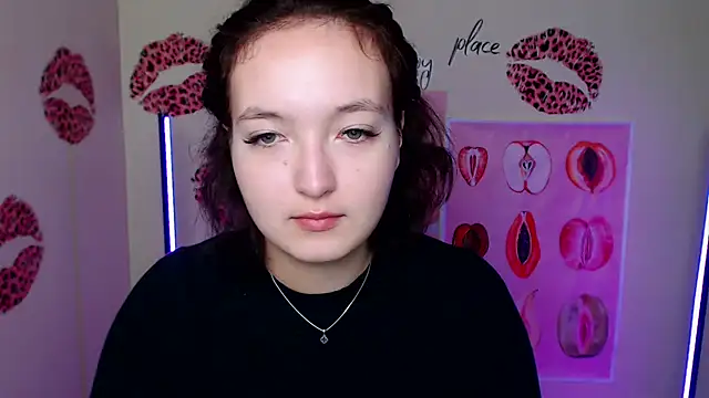 Snapshot of MissAriaa chatting on 28, 10, 2025 MissAriaa online show from 28, 10, 2025