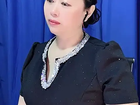 yaoyao22678 online show from 13, 11, 2025