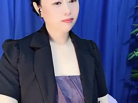 yaoyao22678 online show from 14, 11, 2025