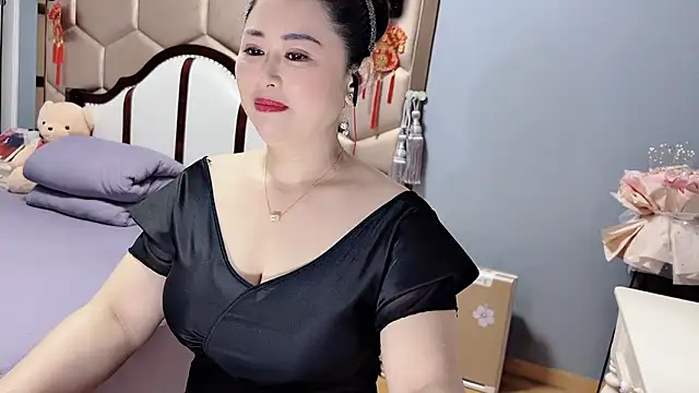 yaoyao22678 online show from 25, 4, 2026