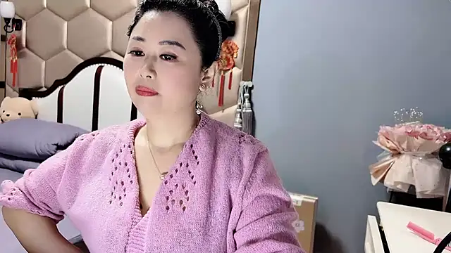 yaoyao22678 online show from 30, 4, 2026